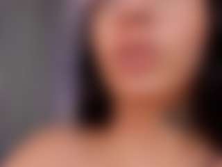 Live cam show with Miisscanela - Squirt MILF on TeamSkeetLive