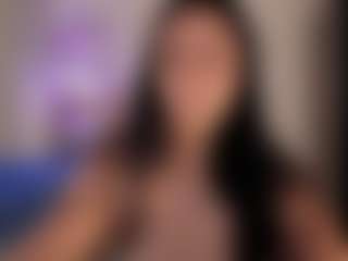 Live cam show with Miisscanela - Handjob on Camsoda