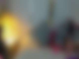 Live cam show with gisela27 - Glasses on TottyGirls