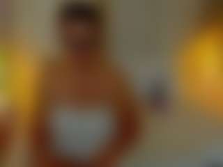 Live cam show with gisela27 - Glasses on Dolls Live