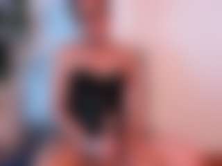 Live cam show with 1m-amber - Solo on Camsoda
