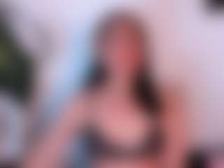 1m-amber MILF webcam performer live streaming