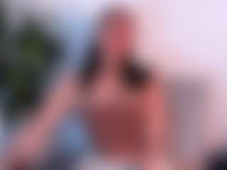 Live cam show with 1m-amber - Solo on Soda Cam