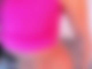 Live cam show with 1m-amber - Solo on Camsoda