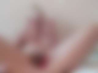 Live cam show with Alicia-Sage - Granny on Strip Flash - Live Sex Shows