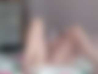Alicia-Sage MILF webcam performer live streaming