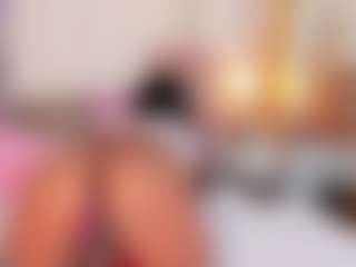 Live cam show with Irina-Foxx1 - Smoking on Camsoda