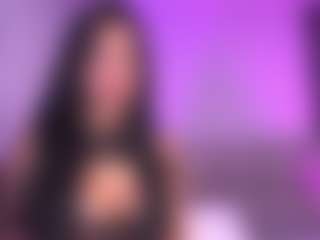 Live cam show with kaillyn-r - Brown Eyes on Mixed Magazine Live