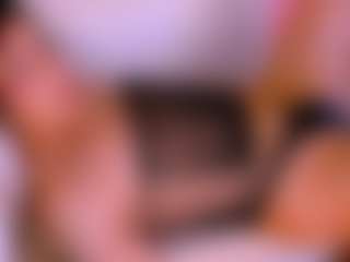 Live cam show with anali-myerss - Smoking on livesuperchat.net