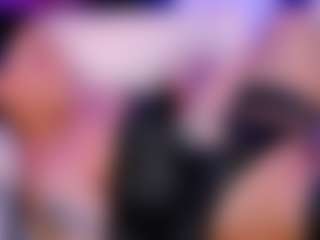 Live cam show with anali-myerss - Smoking on Camsoda