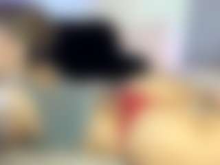 Live cam show with CCSummerz - Horney on xfollow cams
