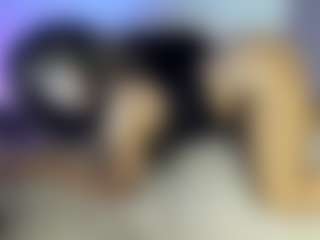 Live cam show with CCSummerz - Toys on studioflirtlive.com