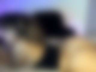 Live cam show with CCSummerz - Spank on SquirtSoMuch