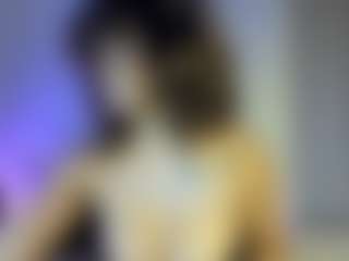 Live cam show with CCSummerz - Tease on madthumbs