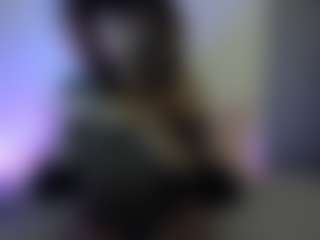 CCSummerz's Live Sex Cam Show