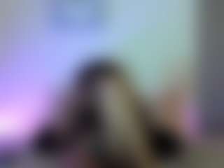CCSummerz's Live Sex Cam Show
