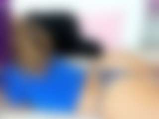 CCSummerz's Live Sex Cam Show