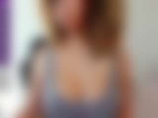 CCSummerz's Live Sex Cam Show