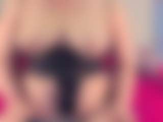 Julia Davis's Live Sex Cam Show
