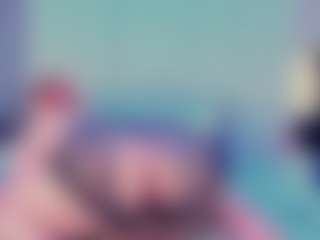 Live cam show with Julia Davis - Roleplay on Mixed Magazine Live