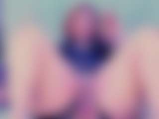 Live cam show with Julia Davis - Young Adult on https://playwithruby.com