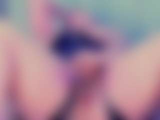 Live cam show with Julia Davis - Roleplay on Hubzter Live
