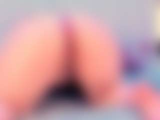 Julia Davis's Live Sex Cam Show
