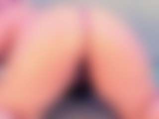 Live cam show with Julia Davis - Dirty Talk on justonemore.cc