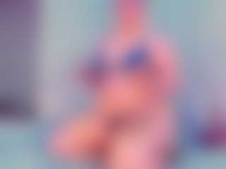 Live cam show with Julia Davis - Dirty Talk on live18s.com