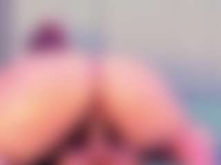 Live cam show with Julia Davis - Creampie on boobsie.com