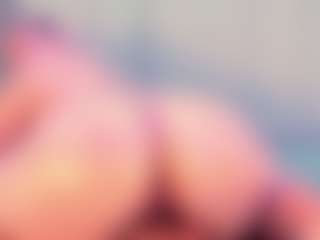 Live cam show with Julia Davis - Fetish on SinfulBabes