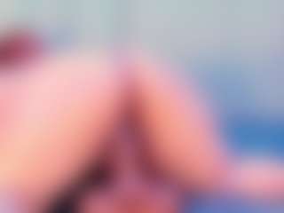 Live cam show with Julia Davis - Bondage on SpunkLive