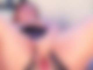 Julia Davis's Live Sex Cam Show