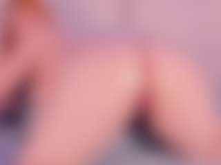 Live cam show with Julia Davis - HD Teen (18+) on anonymated.com