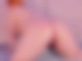 Live cam show with Julia Davis - BBW on ObeyMaria