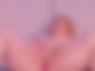 Live cam show with Julia Davis - BBW on xfollow cams