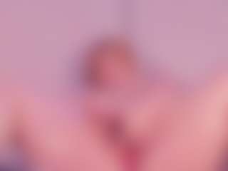 Julia Davis's Live Sex Cam Show