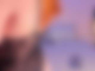 Live cam show with Julia Davis - Facefuck on Big Tits