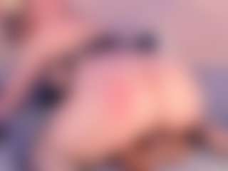 Julia Davis's Live Sex Cam Show