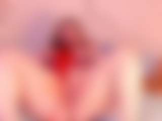 Live cam show with Julia Davis - Control on live18s.com