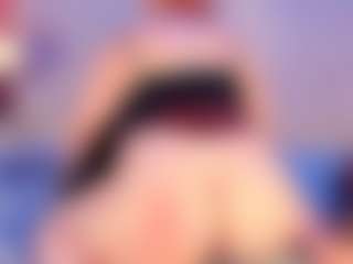 Julia Davis's Live Sex Cam Show