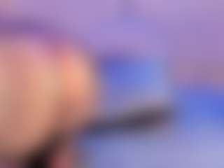 Live cam show with Julia Davis - Roleplay on wildcum.com
