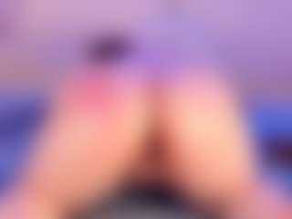 Julia Davis's Live Sex Cam Show