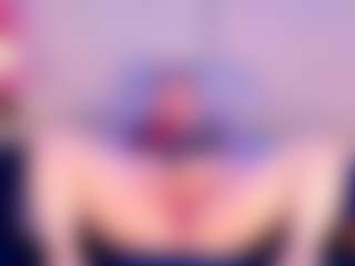 Live cam show with Julia Davis - Bdsm on CamwithHer