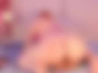 Live cam show with Julia Davis - Interactivetoy Granny on Mixed Magazine Live