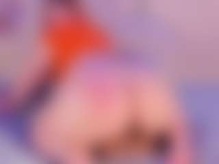 Julia Davis's Live Sex Cam Show