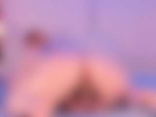 Live cam show with Julia Davis - Oil on xxxlivecams.org