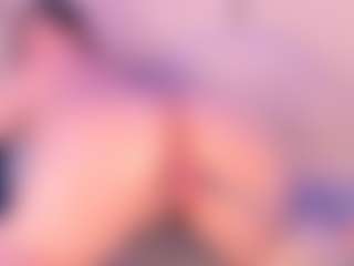 Live cam show with Julia Davis - Fetish Toys on Camsoda