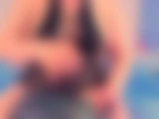 Live cam show with Julia Davis - Roleplay on WildCum