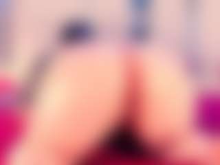Julia Davis's Live Sex Cam Show